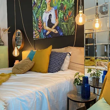 Uroczy Art Marina Z Widokiem Na Rzeke I Bezplatnym Parkingiem ヴロツワフ