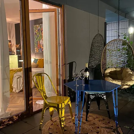 Uroczy Art Marina Z Widokiem Na Rzeke I Bezplatnym Parkingiem Apartman