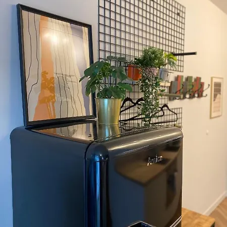 Apartment Uroczy Art Marina Z Widokiem Na Rzeke I Bezplatnym Parkingiem Wroclaw