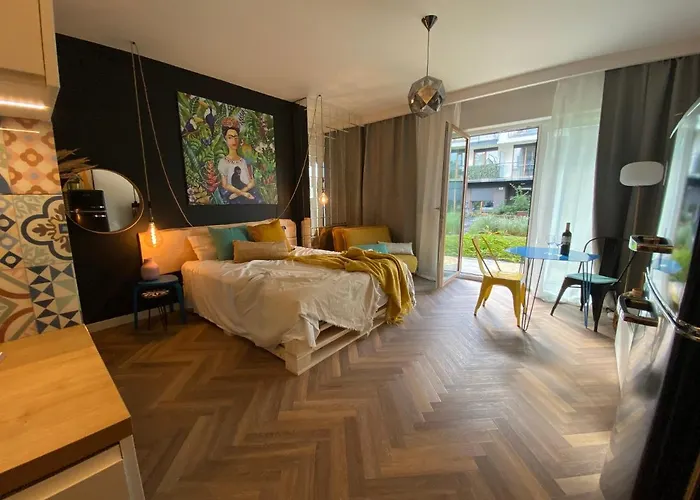 Uroczy Art Marina Z Widokiem Na Rzeke I Bezplatnym Parkingiem * Wroclaw