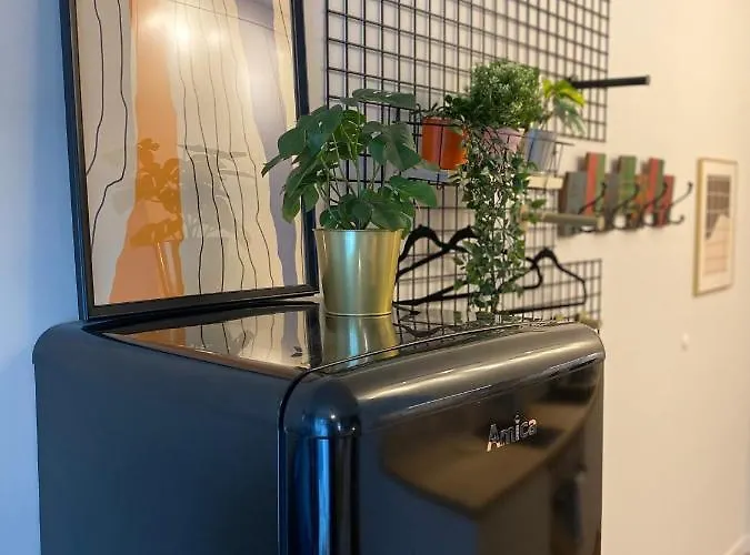 Apartment Uroczy Art Marina Z Widokiem Na Rzeke I Bezplatnym Parkingiem Wroclaw