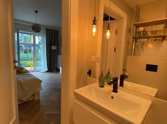 Apartment Uroczy Art Marina Z Widokiem Na Rzeke I Bezplatnym Parkingiem