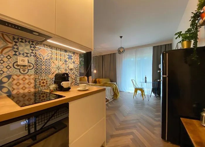 Apartment Uroczy Art Marina Z Widokiem Na Rzeke I Bezplatnym Parkingiem